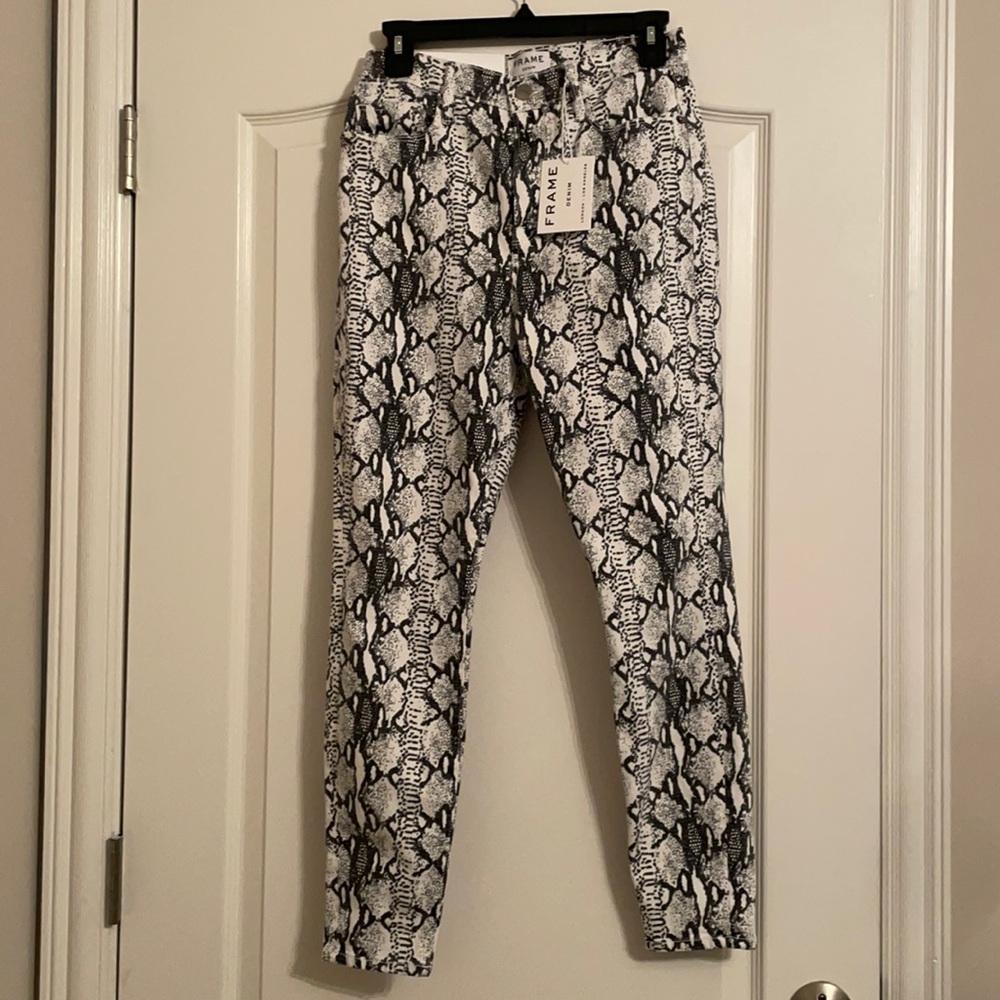 Frame Ali High Rise Cigarette Jean - Snake Print
